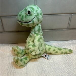 This is a Jellycat Gunner Gecko plush toy.